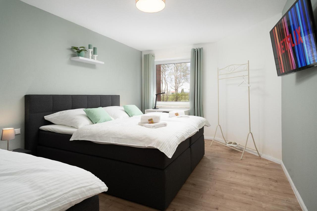 Aparte - Washer & Dryer - Kitchen & Parking - Smart-Tv Appartement Sarstedt Buitenkant foto